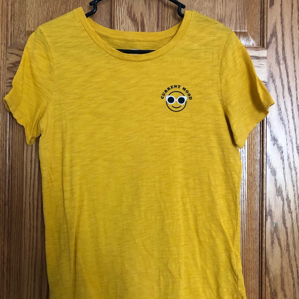 Graphic tee